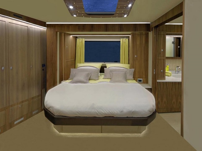 five star hotel room on wheels