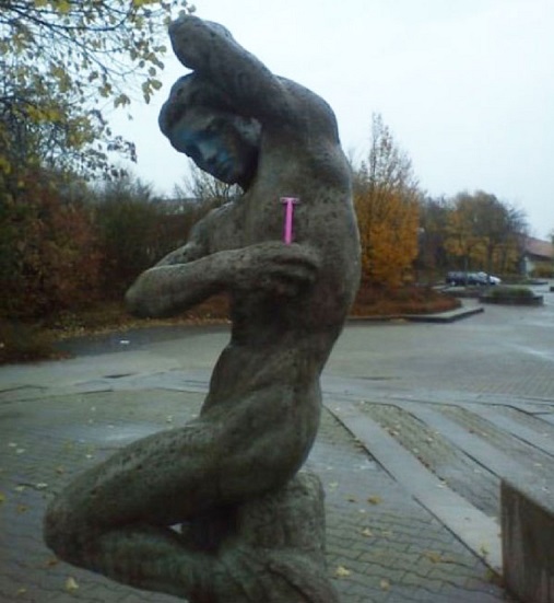 Another sculpture gone wild