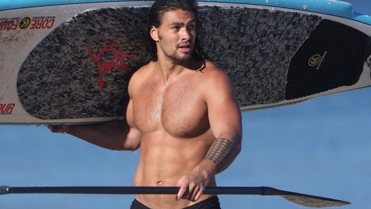 Baywatch Hawaii jason momoa