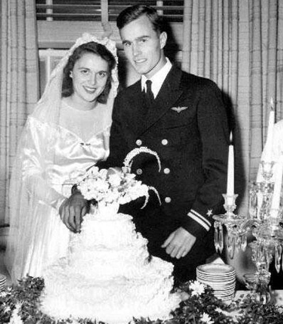 George Bush Sr and Barbara Pierce