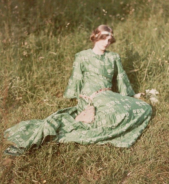 Daydreams, 1909