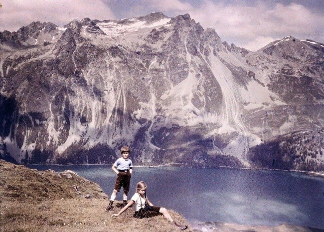 Heinz and Eva on the Hillside, 1925