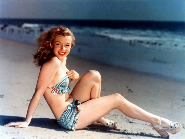 A picture of Norma Jeane Mortenson from her modeling days. She is looking very hot in the picture A picture of Norma Jeane Mortenson from her modeling days. She is looking very hot in the picture