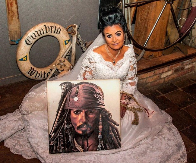 Amanda Teague married ghost pirate