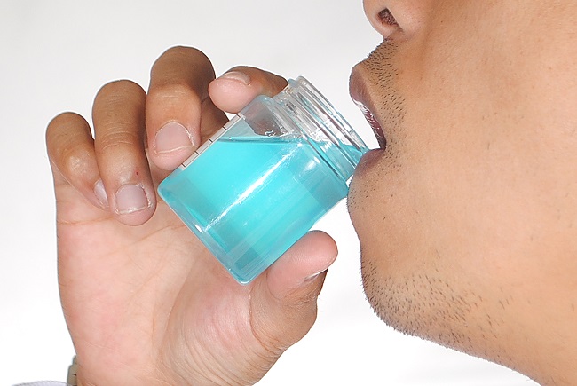 Chemical-Free Mouthwash