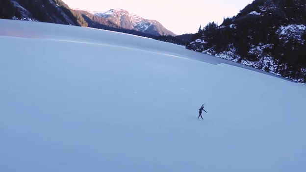 Putnam skaing on lake