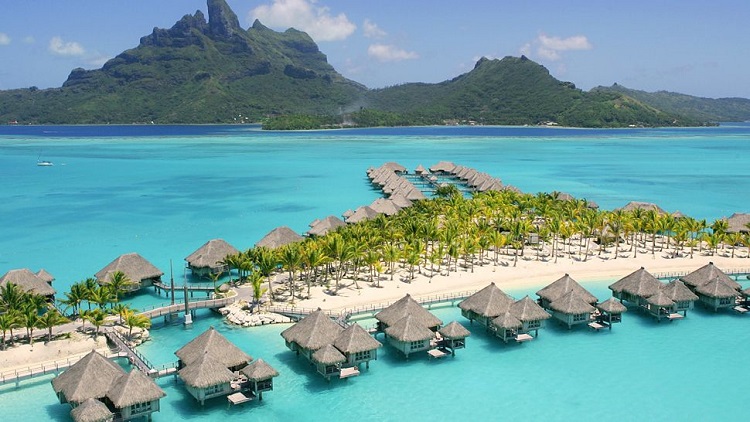 St. Regis, Bora Bora