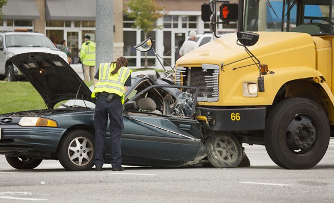 bus car accident 