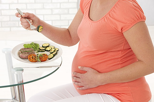 consuming seafood during pregnancy 