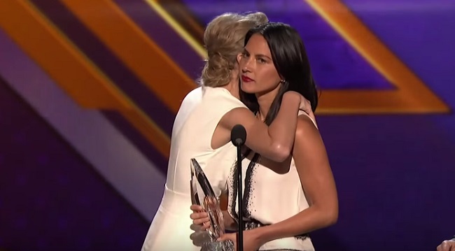 Taylor Swift Olivia Munn