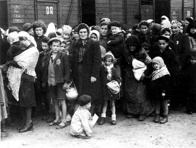 arrival of Jewish inmates