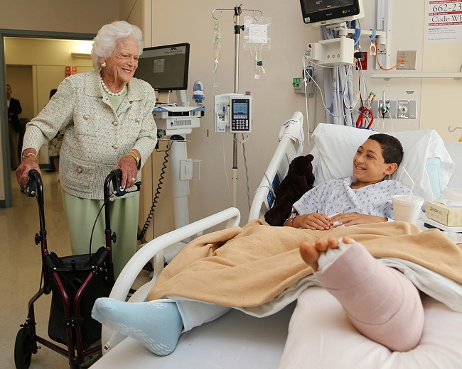 Barbara Bush visiting hospital