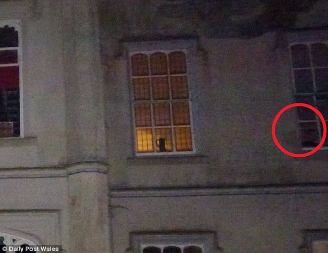 Ghost Children Caught on Camera