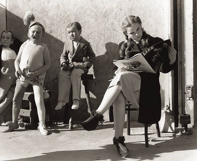 Judy Garland on the sets of Wizard of Oz