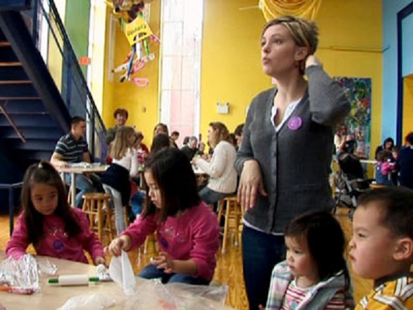 Kate and Jon took their kids to the Crayola Factory