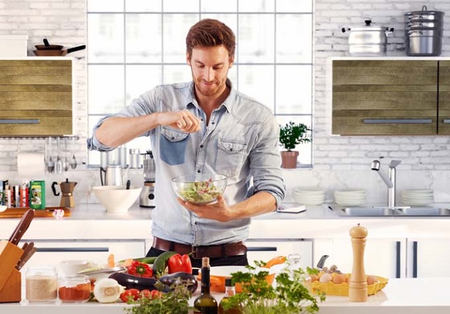 man cooking in the kitchen 