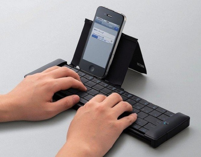 Smartphone keyboard