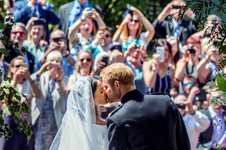 Another kiss shared by the couple