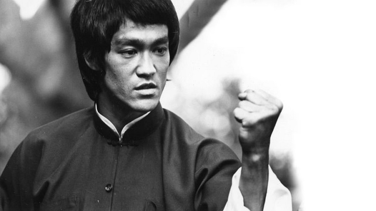 Bruce lee punch 