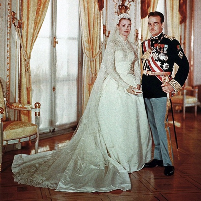 Grace Kelly wedding dress