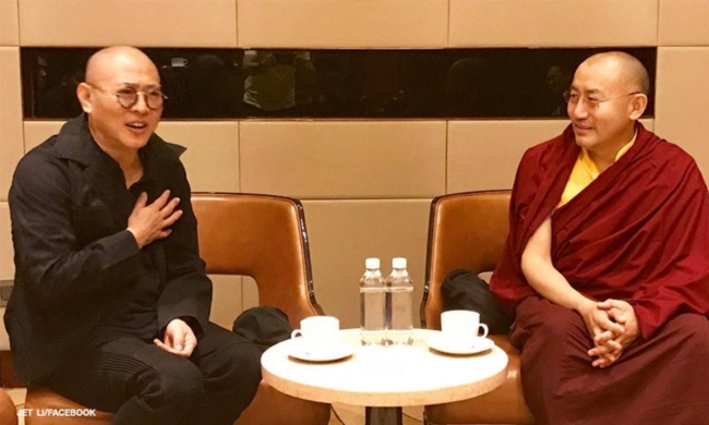 Jet Li with monk 