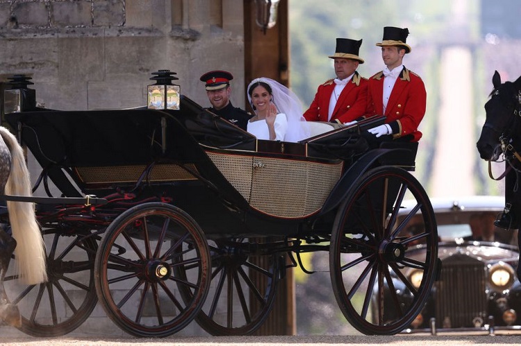 Setting out for the carriage ride