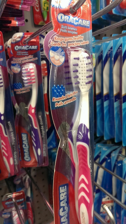 toothbrush doesn’t have bristles