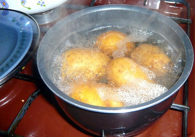 Use potatoes to clean utensils 