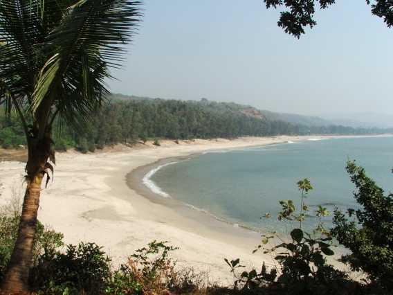 Akshi Beach