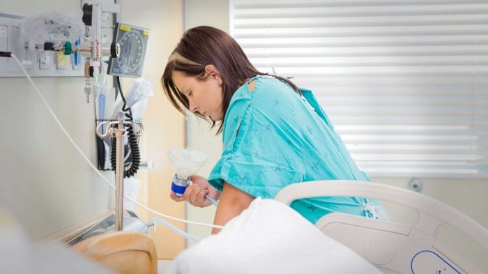 How does laughing gas work for women during labor How does laughing gas work for women during labor