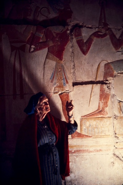 She would share her vast knowledge with tourists and visiting archaeologists. She would share her vast knowledge with tourists and visiting archaeologists